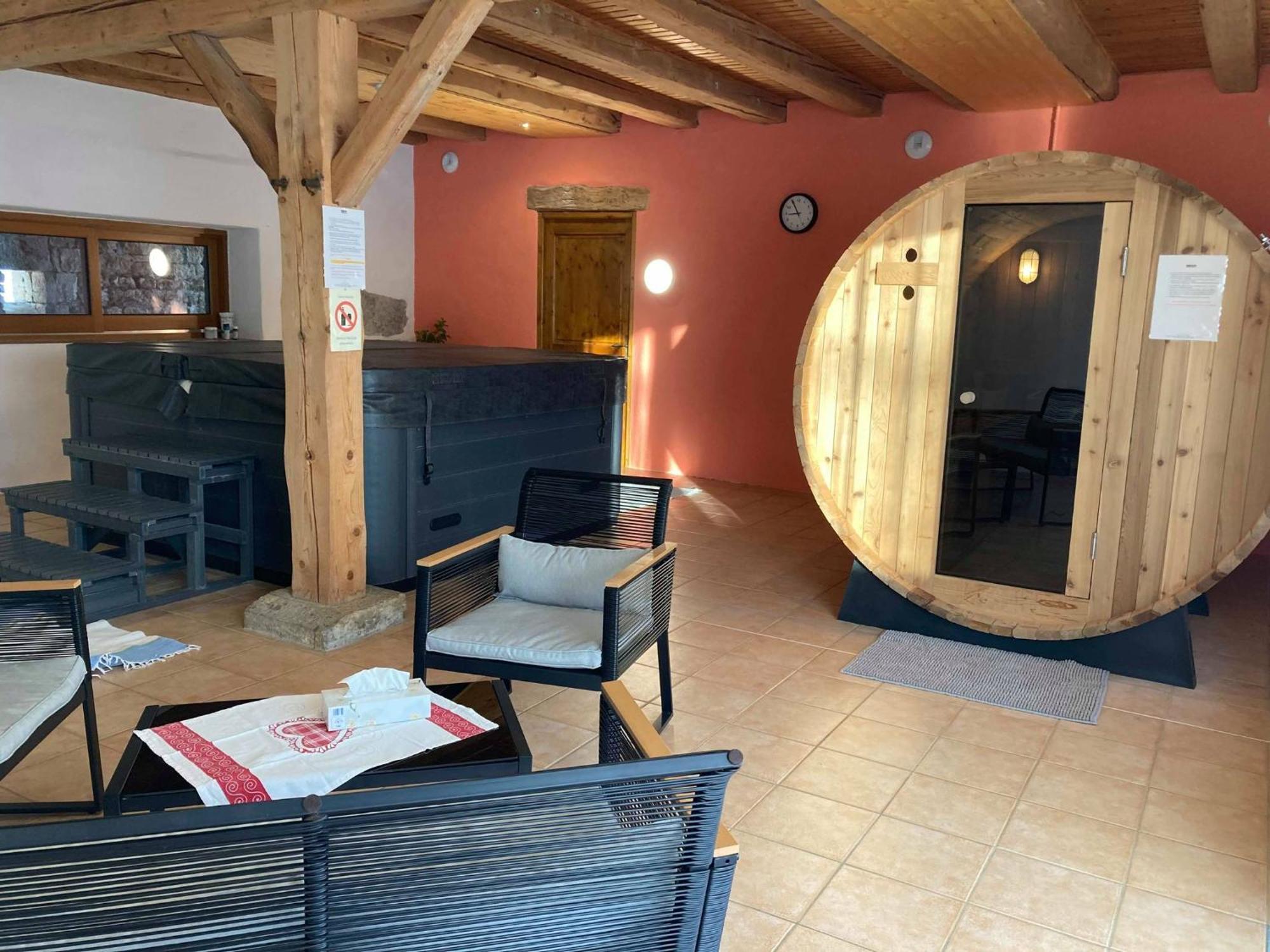 Le Moulin Des Oyes Bed and Breakfast Censeau Εξωτερικό φωτογραφία