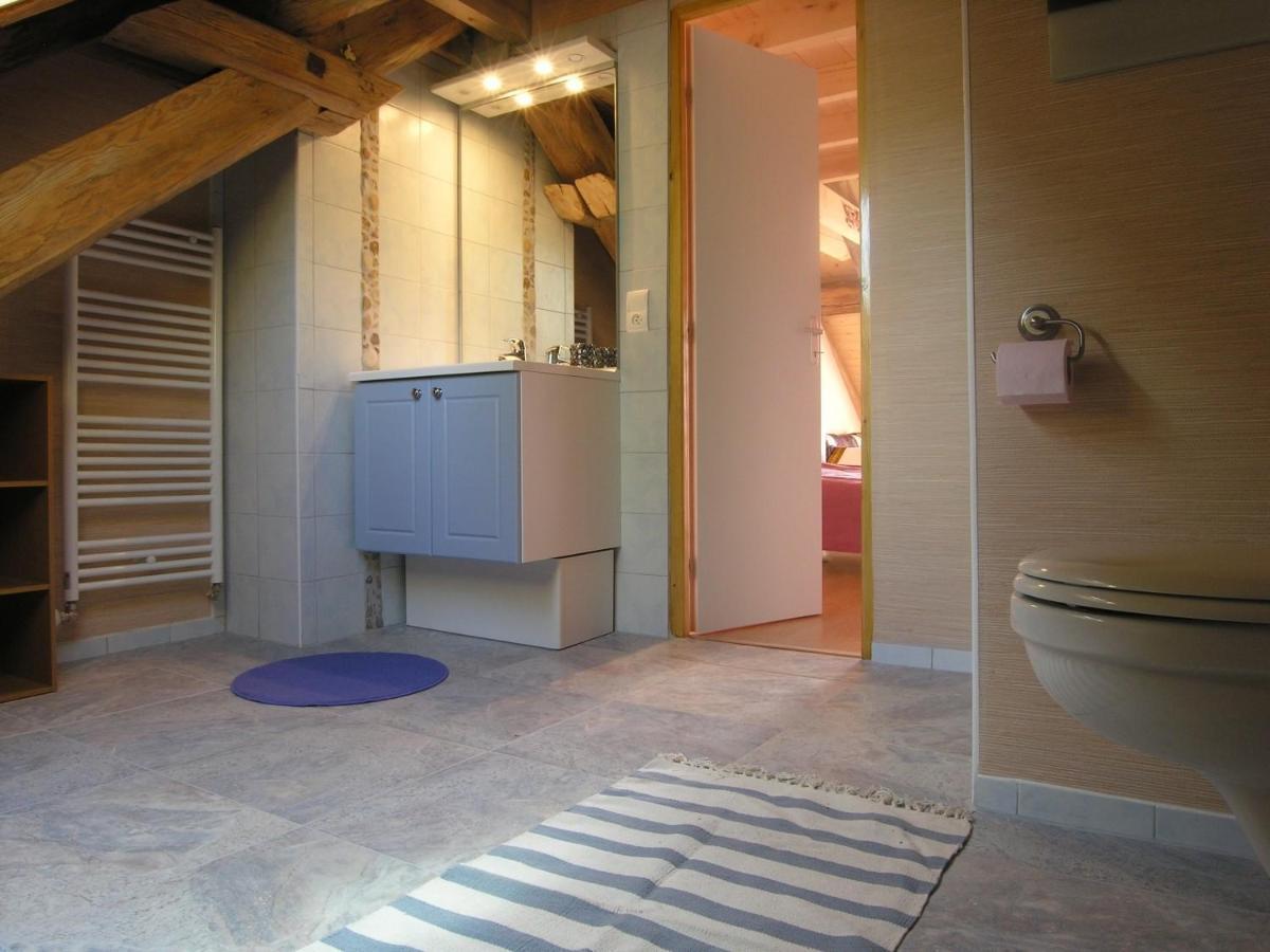 Le Moulin Des Oyes Bed and Breakfast Censeau Εξωτερικό φωτογραφία